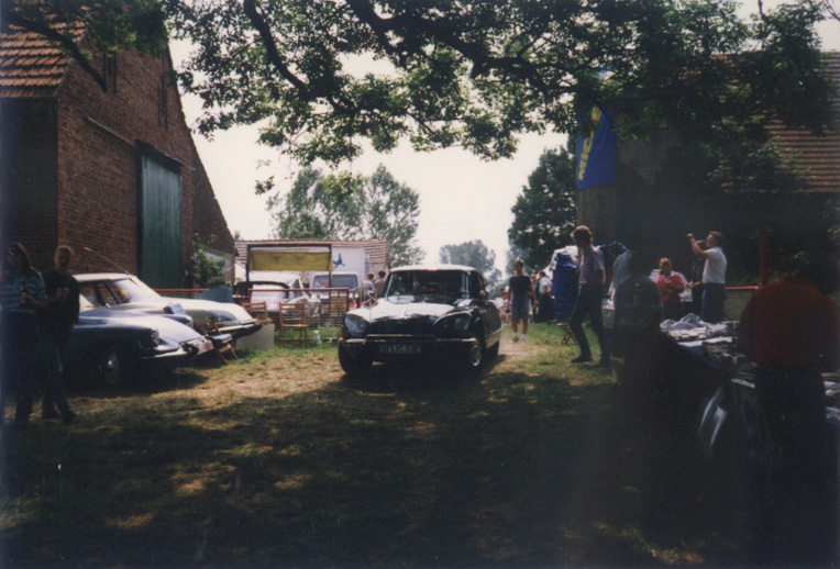 02.jpg